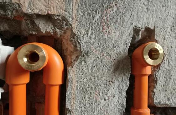 家装循环水水管实拍图，看整体布局方式是怎样的？