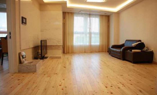 地暖能铺实木地板么？你应该要规避的二大危害！