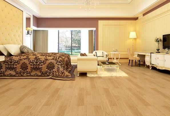 地暖是铺地砖好还是木地板好？这位过来人说得很中肯！