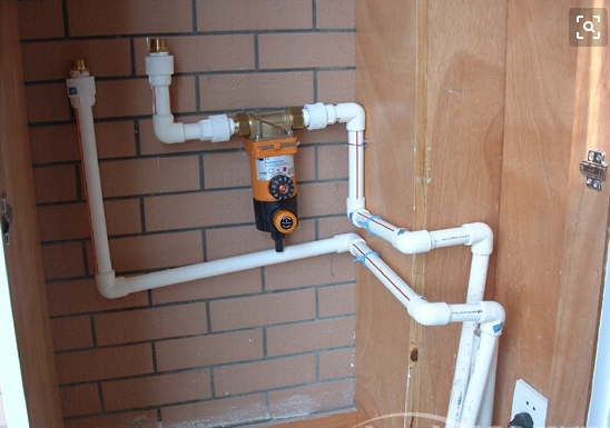 接管连接前置过滤器示意图，一进一出方便连接和过滤！