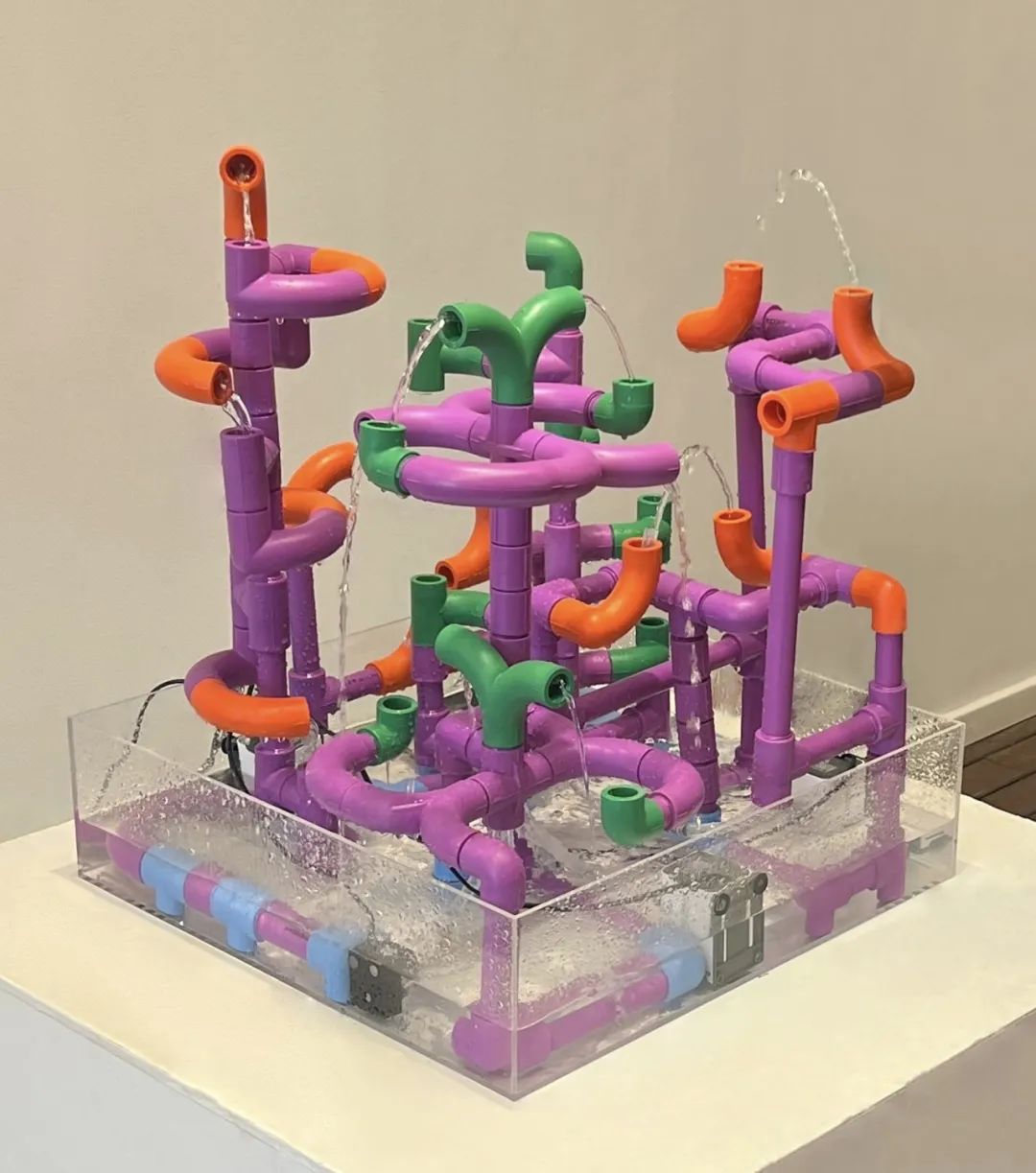 路径之境水管主题艺术展，让管道创意无限可能