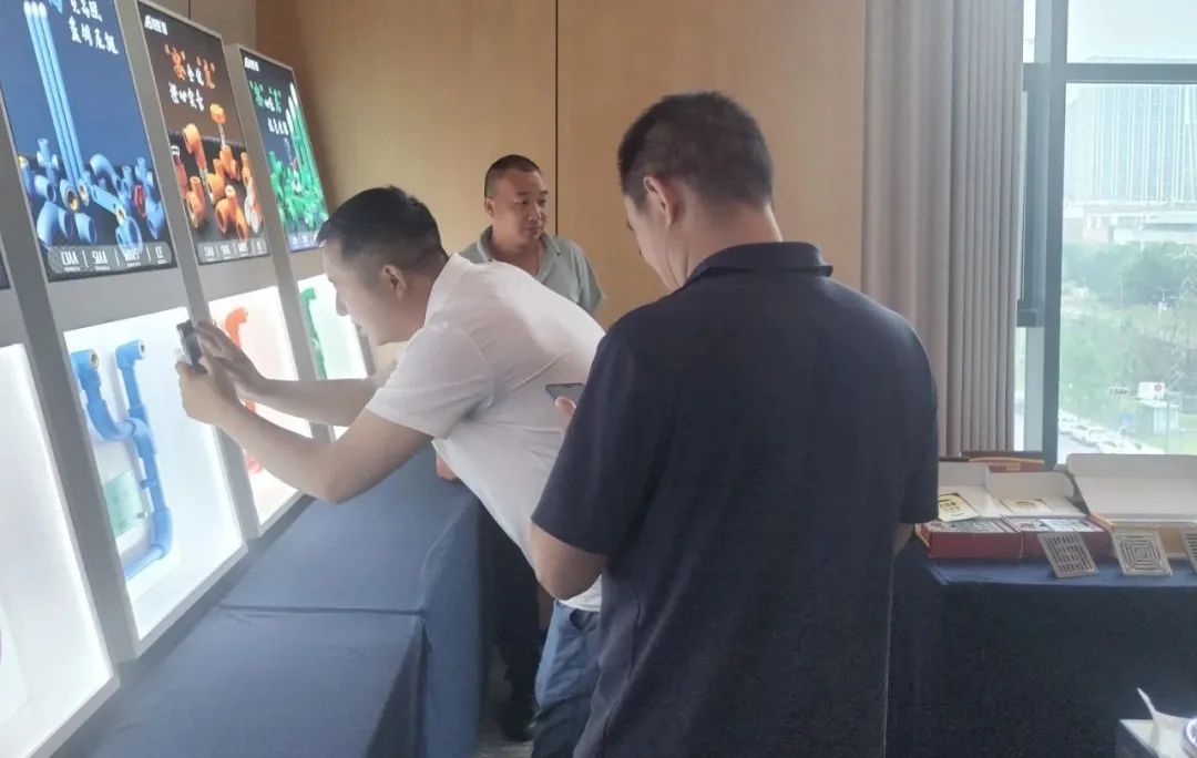 龙胜管2025年代理商培训交流会圆满落幕！【精进赋能·赢战终端】